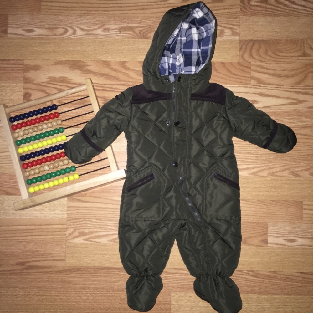 ROTHSCHILD Olive Green Snow Suit/ Sz. 3/6months